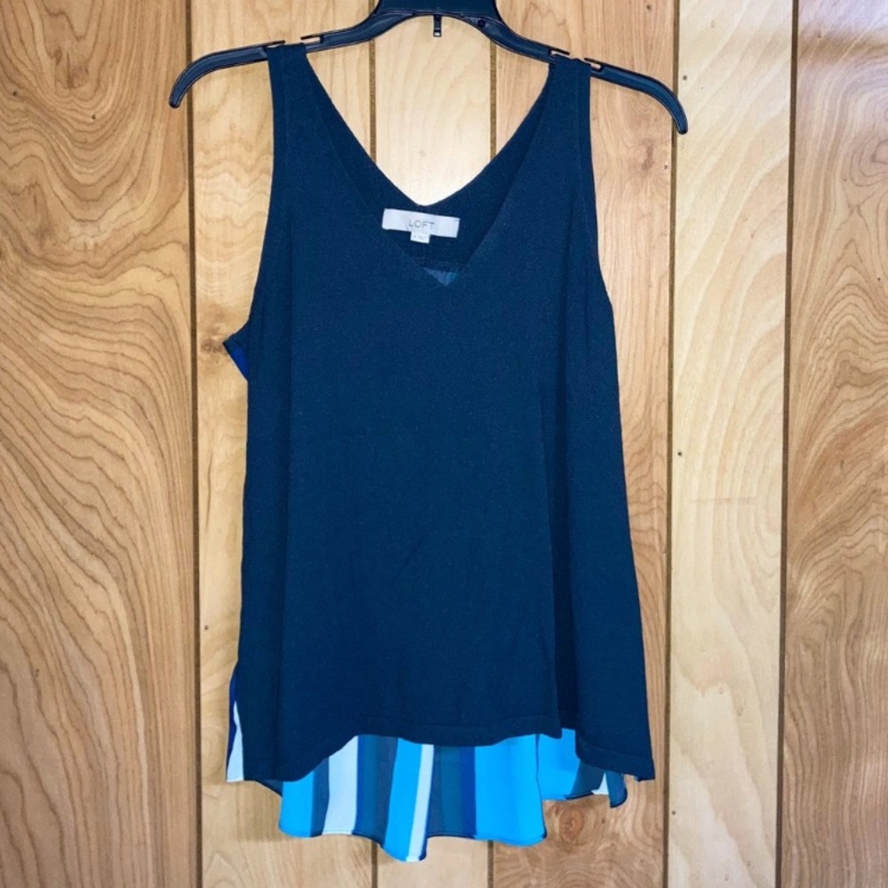 NWOT Ann Taylor LOFT fun asymmetrical blue and gray tank, women’s medium